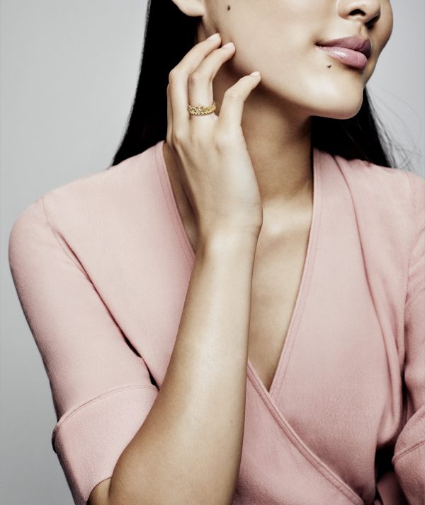 HIGH_RGB_167158C_ABC123_MODEL_eCOM_01_RGB.jpg HIGH_RGB_167158C_ABC123_MODEL_eCOM_01_RGB.jpg