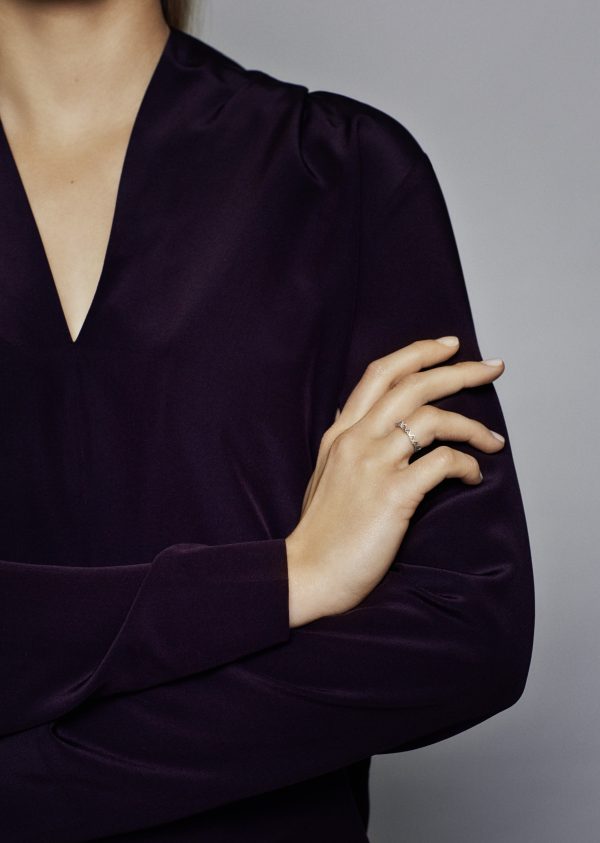 HIGH_RGB_198696C00_ABC123_MODEL_ECOM_RGB.jpg HIGH_RGB_198696C00_ABC123_MODEL_ECOM_RGB.jpg