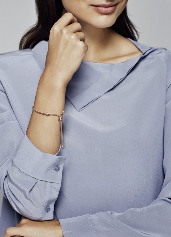 HIGH_RGB_587125CZ_ABC123_MODEL_eCOM_06_RGB.jpg HIGH_RGB_587125CZ_ABC123_MODEL_eCOM_06_RGB.jpg