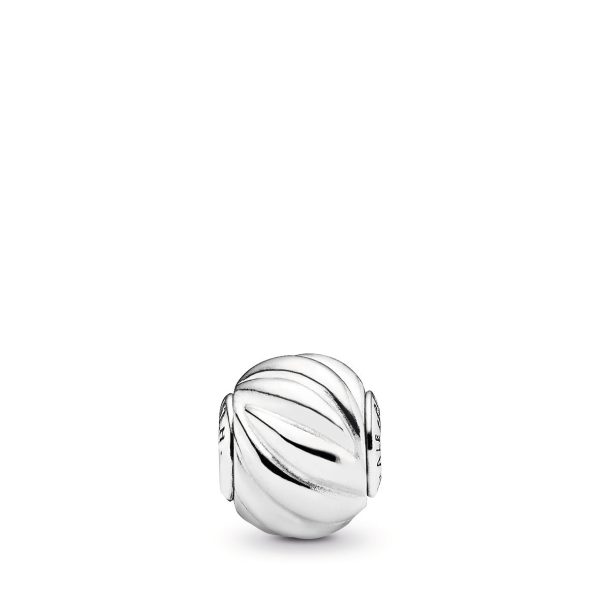 HIGH_RGB_796015.jpg HIGH_RGB_796015.jpg