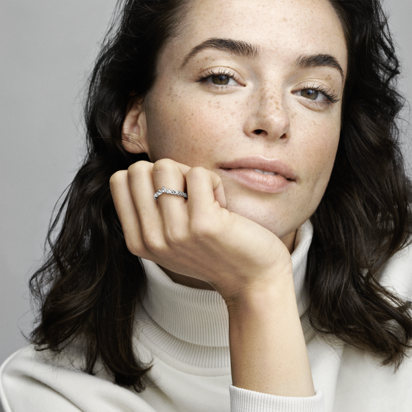 WEB_192232C01_ABC123_MODEL_eCOM_01_RGB.png WEB_192232C01_ABC123_MODEL_eCOM_01_RGB.png