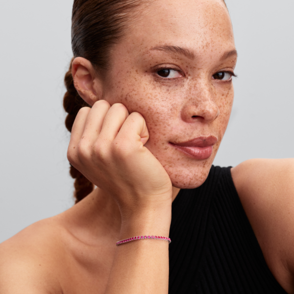 WEB_2025Q2D_collection_timeless_go_ac_tp_pdp_model_single_09_1x1_RGB.png WEB_2025Q2D_collection_timeless_go_ac_tp_pdp_model_single_09_1x1_RGB.png