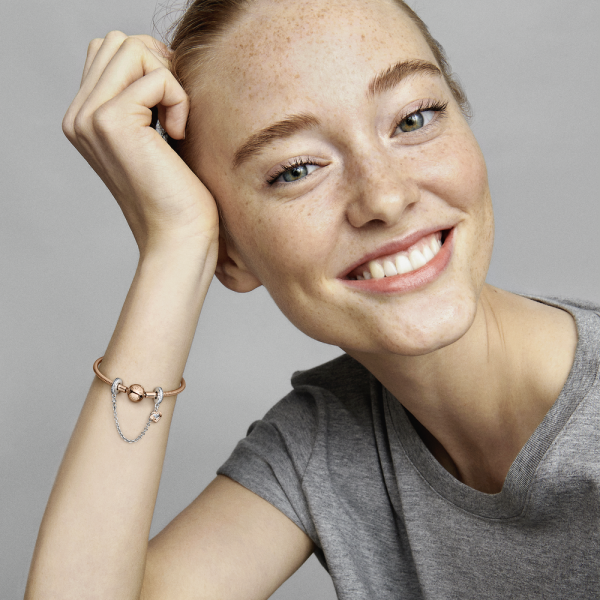 WEB_789541C01_ABC123_MODEL_eCOM_01_RGB.png WEB_789541C01_ABC123_MODEL_eCOM_01_RGB.png