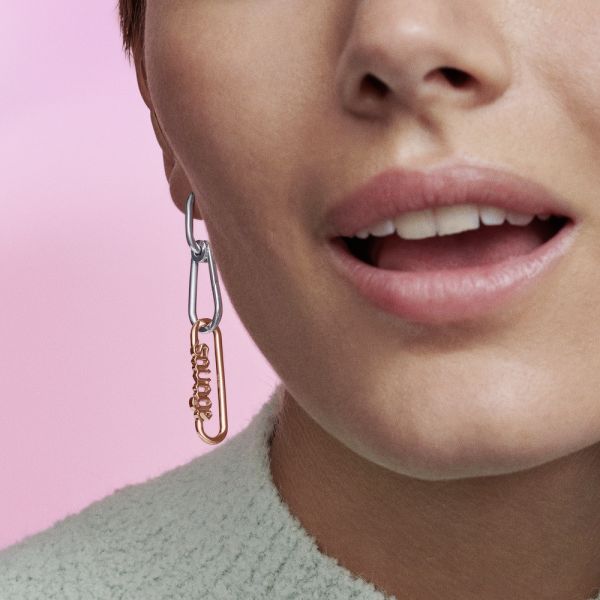 WEB_789659C00_ABC123_MODEL_eCOM_04_RGB.png WEB_789659C00_ABC123_MODEL_eCOM_04_RGB.png