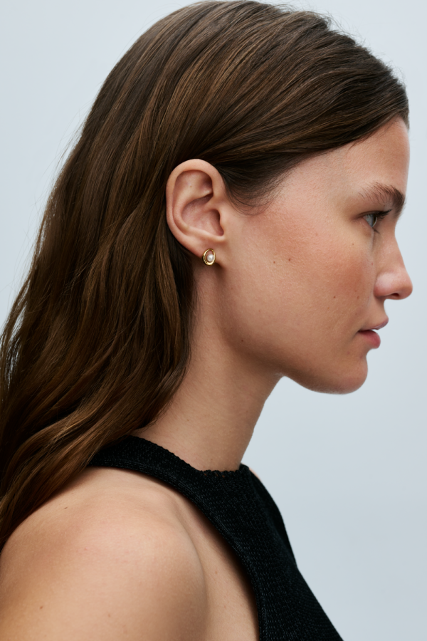 WEB_Q224_D_PDP_Model_Single_01_RGB.png WEB_Q224_D_PDP_Model_Single_01_RGB.png