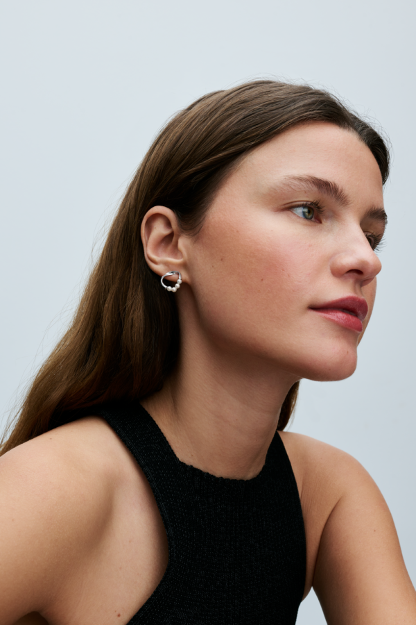 WEB_Q224_D_PDP_Model_Single_03_RGB.png WEB_Q224_D_PDP_Model_Single_03_RGB.png