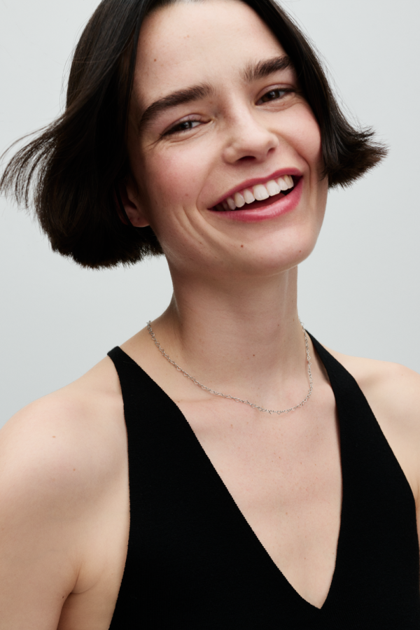 WEB_Q224_D_PDP_Model_Single_95_RGB.png WEB_Q224_D_PDP_Model_Single_95_RGB.png