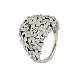 Daisy silver ring with cubic zirconia and white enamel